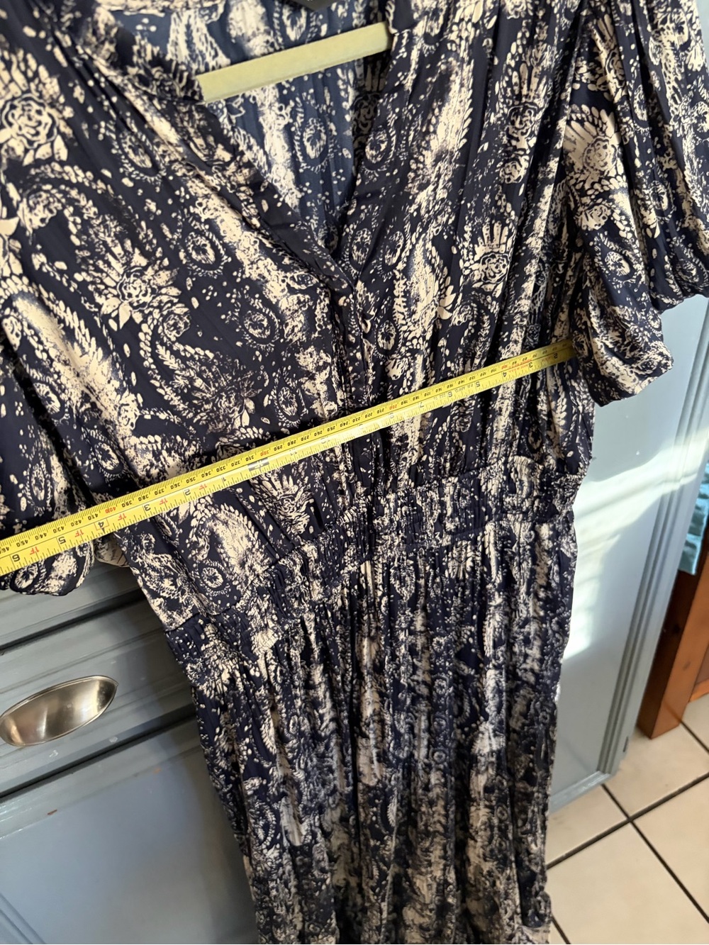 Simply Vera Vera Wang Navy Paisley Midi Dress - Picture 3 of 8